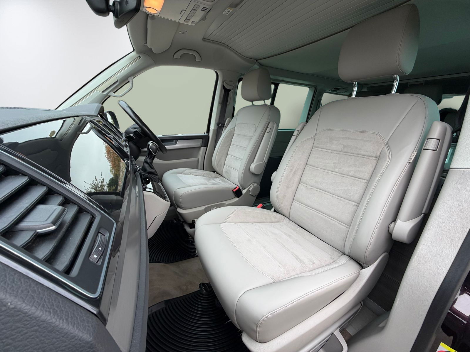 Volkswagen California 2.0 BiTDI BlueMotion Tech Ocean Camper 4dr Diesel DSG Euro 6 (s/s) (204 ps) 4dr Automatic 2025