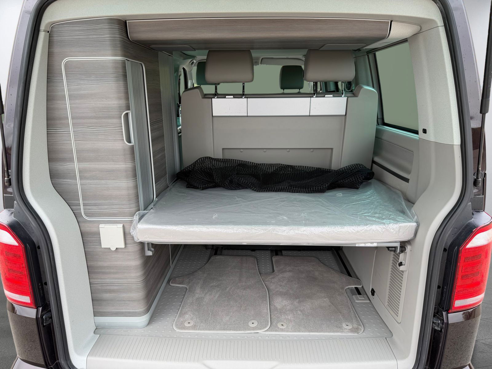 Volkswagen California 2.0 BiTDI BlueMotion Tech Ocean Camper 4dr Diesel DSG Euro 6 (s/s) (204 ps) 4dr Automatic 2025