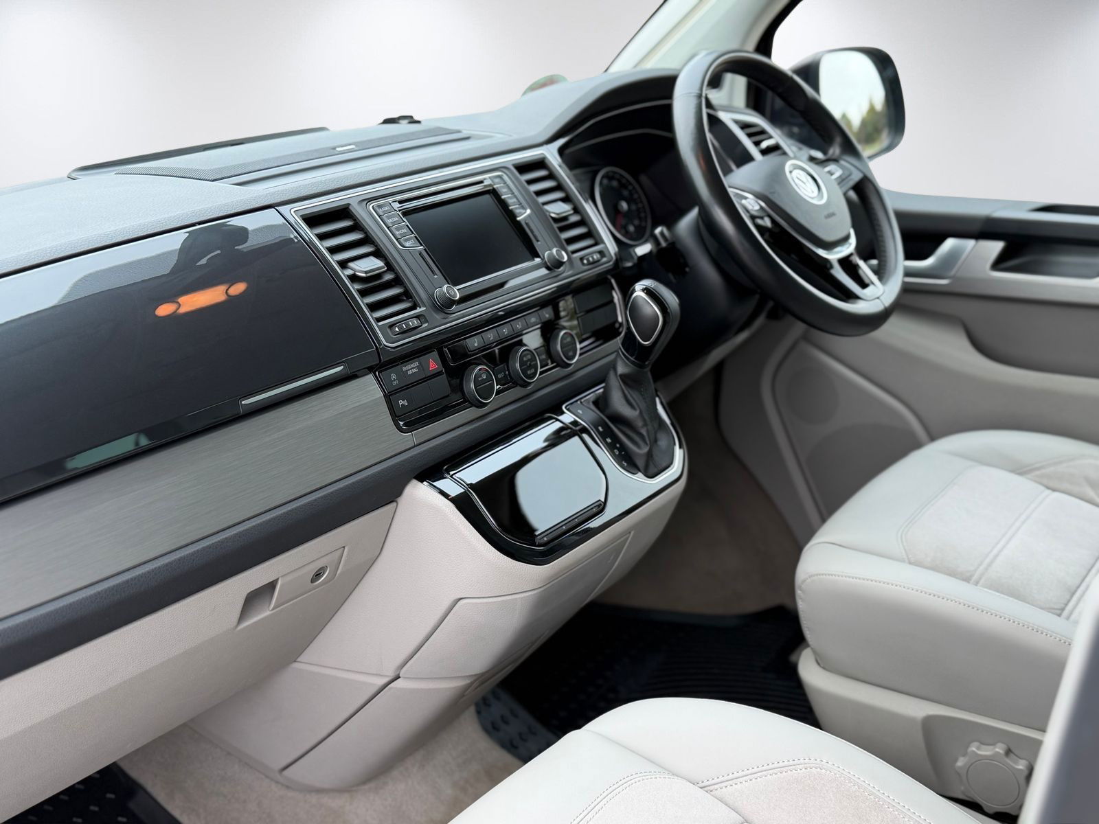 Volkswagen California 2.0 BiTDI BlueMotion Tech Ocean Camper 4dr Diesel DSG Euro 6 (s/s) (204 ps) 4dr Automatic 2025