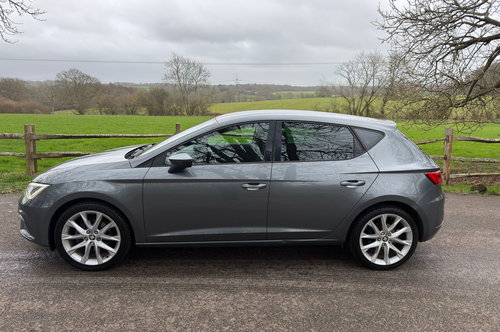 None seat leon 2.0 tdi fr technology hatchback 5dr diesel manual euro 6 (s/s) (150 ps) £7,395 mileage 100,850 miles fuel type... photo