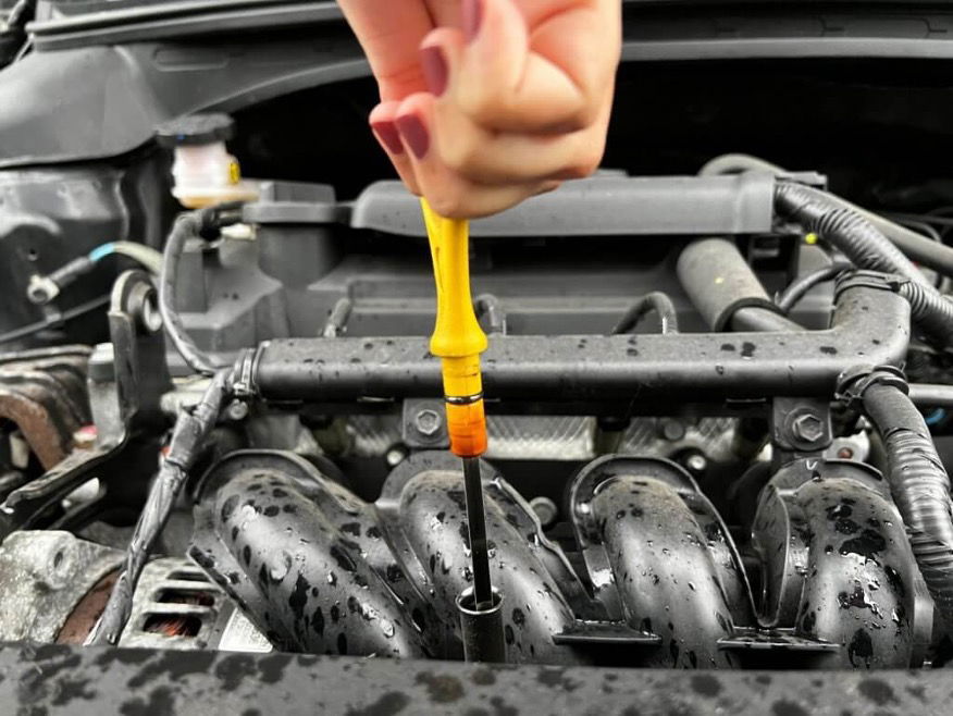 How to check your engine oil level.