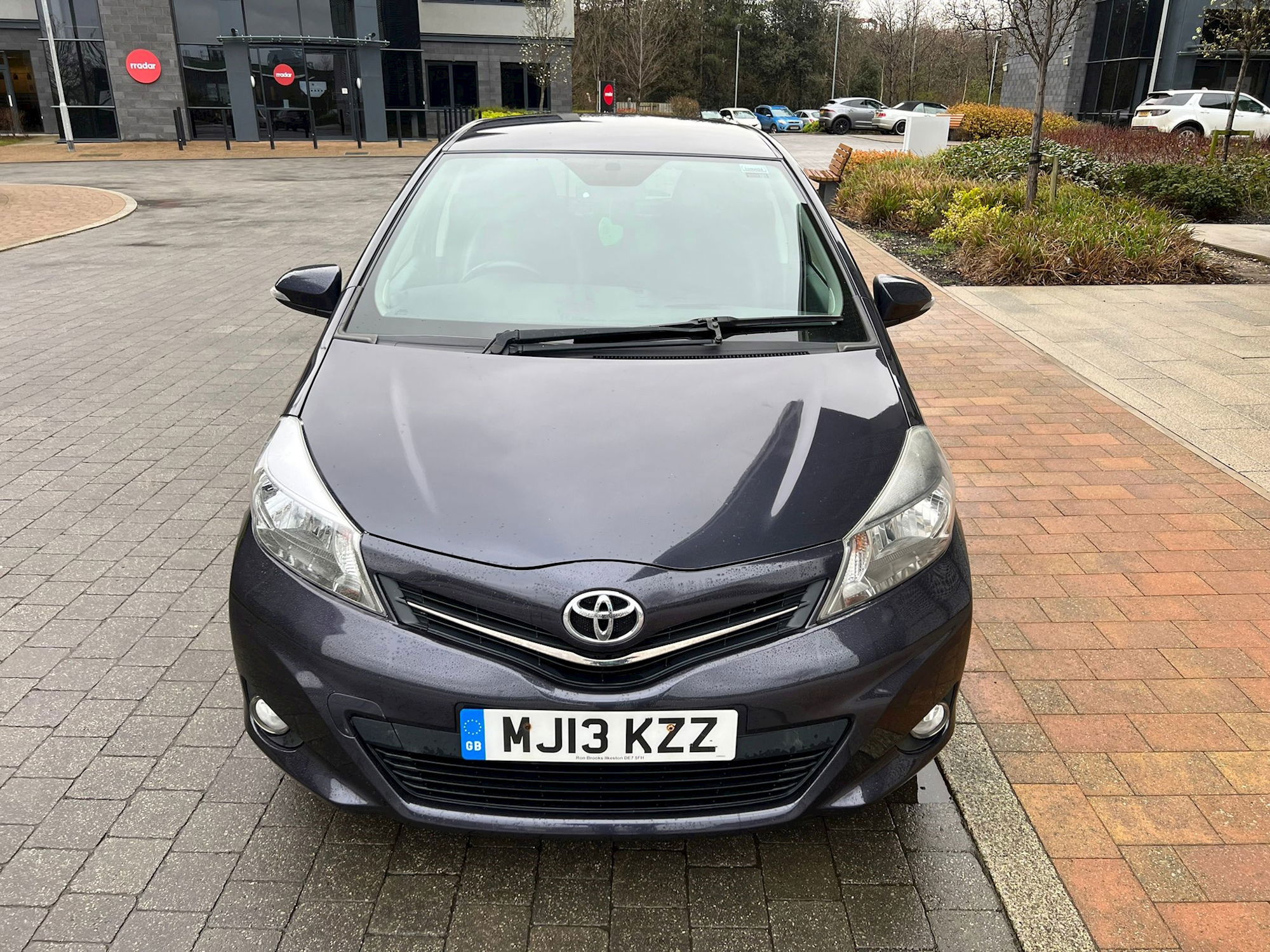 Used Toyota Yaris Vvt-i Sr 2013 5dr Manual (mj13kzz) 