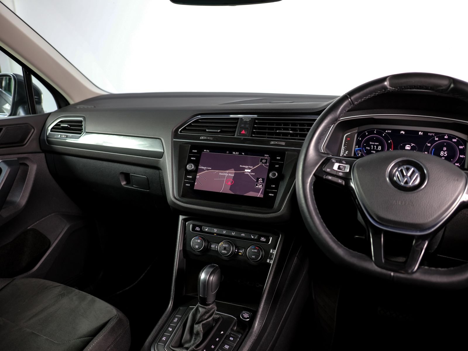 Volkswagen Tiguan 2.0 TSI SEL SUV 5dr Petrol DSG 4Motion Euro 6 (s/s) (190 ps) 5dr Automatic 2019