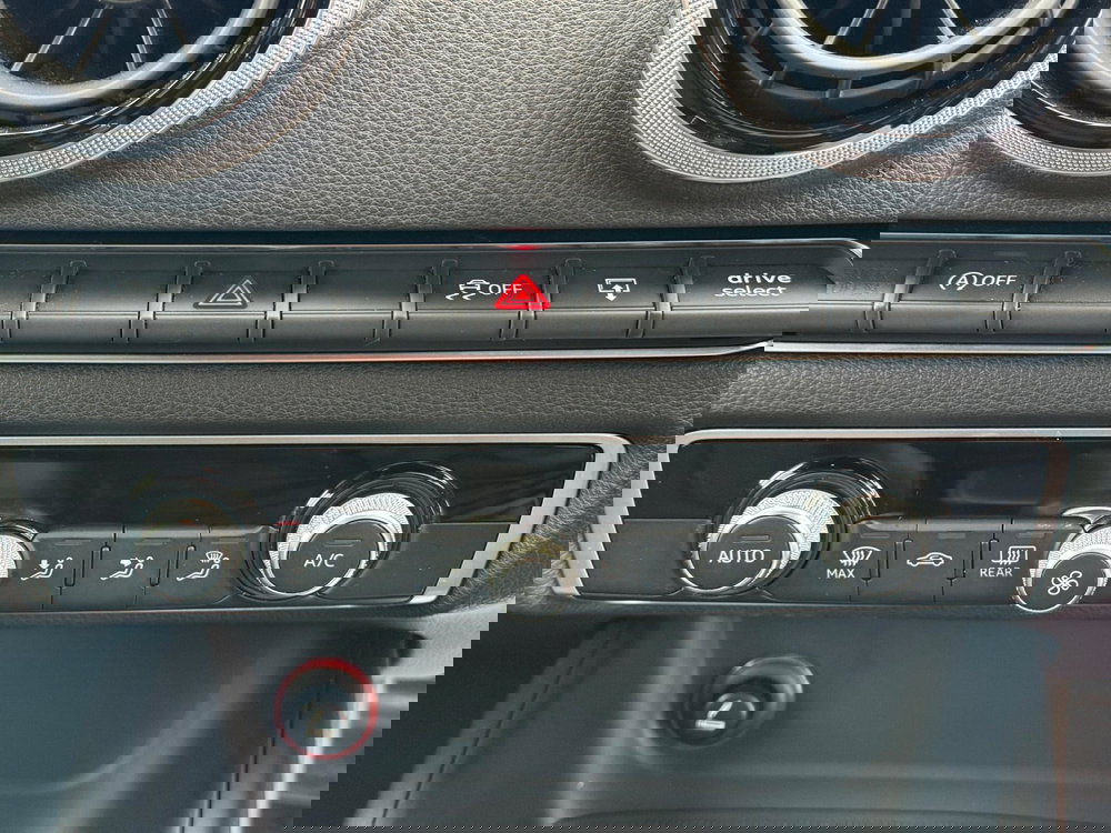 Audi A3 2.0 TDI S line S Tronic quattro Euro 6 (s/s) 4dr