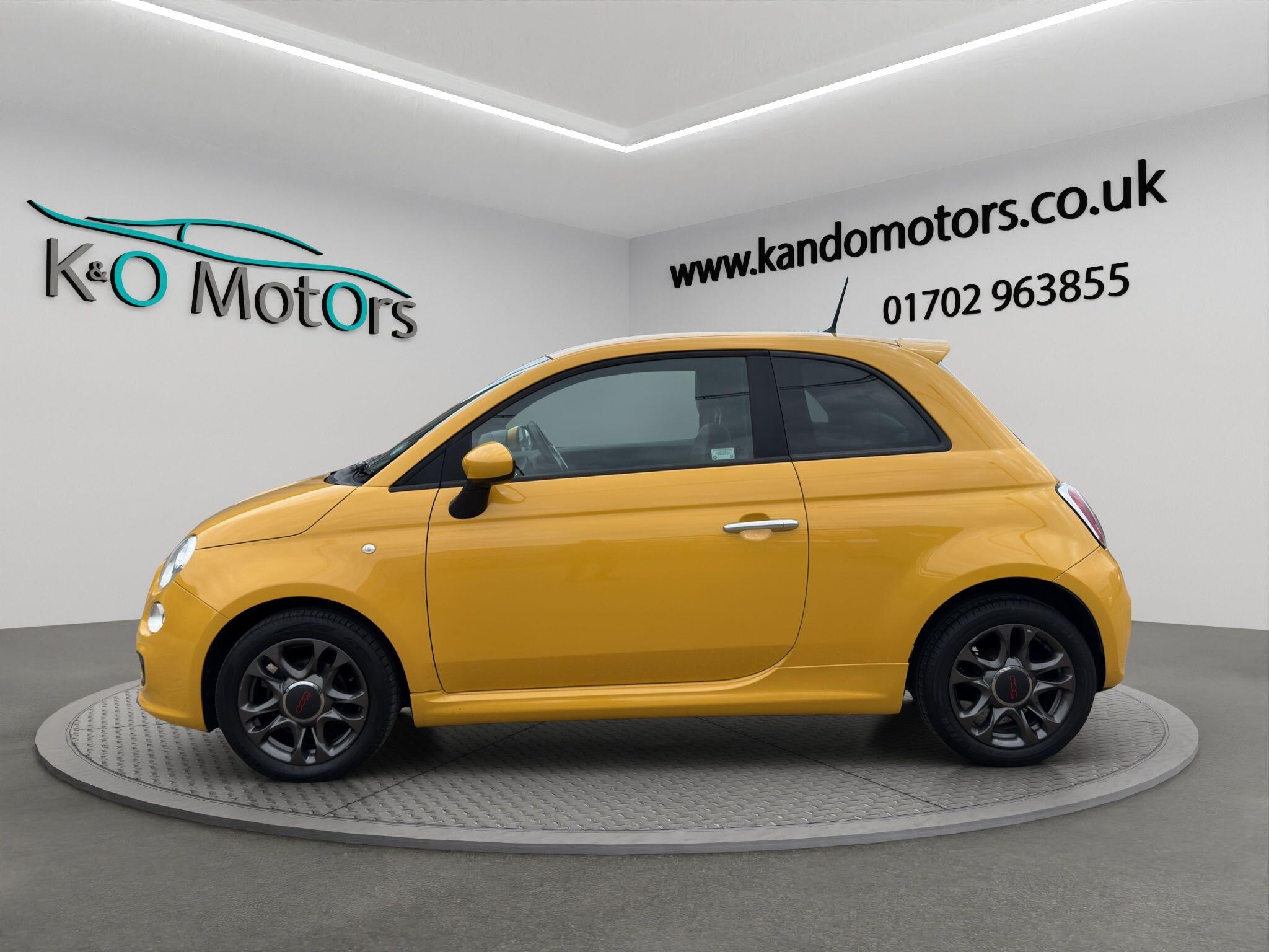 2015 Fiat 500 1.2 S Euro 6 (s/s) 3dr, exterior view 3