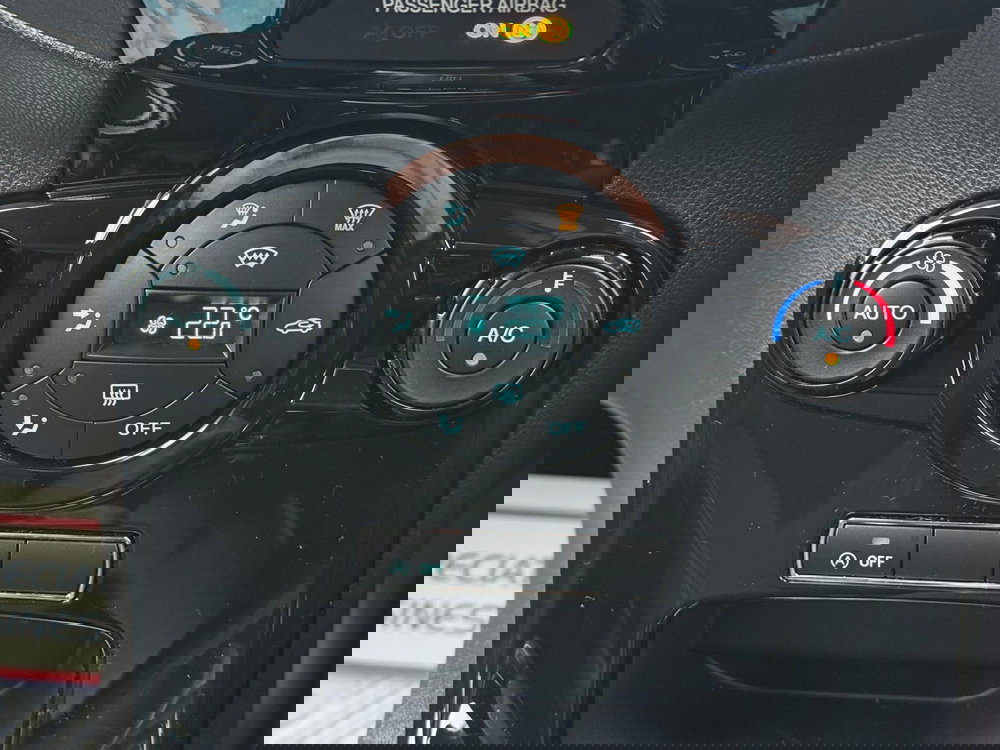 Ford Fiesta 1.0T EcoBoost Titanium Euro 6 (s/s) 5dr