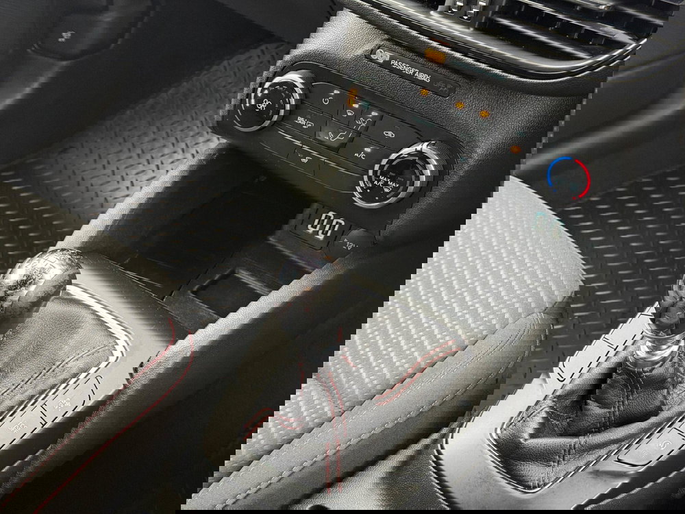 Ford Focus 1.0T EcoBoost MHEV ST-Line Edition Euro 6 (s/s) 5dr