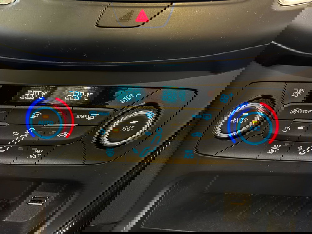 Ford Focus 1.0T EcoBoost Titanium Euro 6 (s/s) 5dr