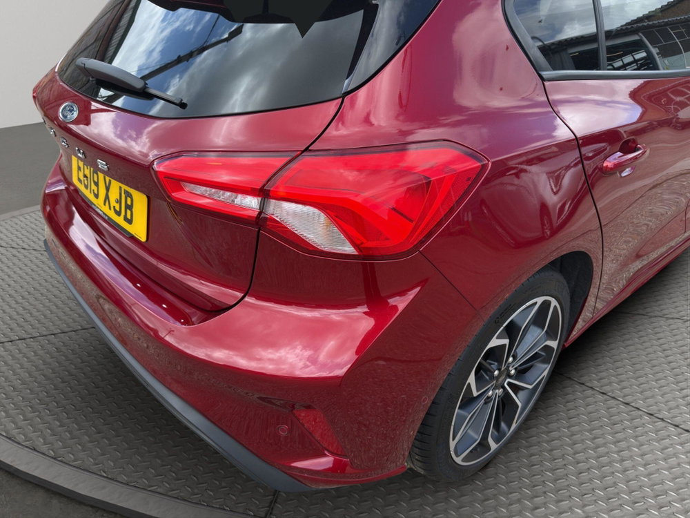 Ford Focus 1.5T EcoBoost ST-Line X Euro 6 (s/s) 5dr