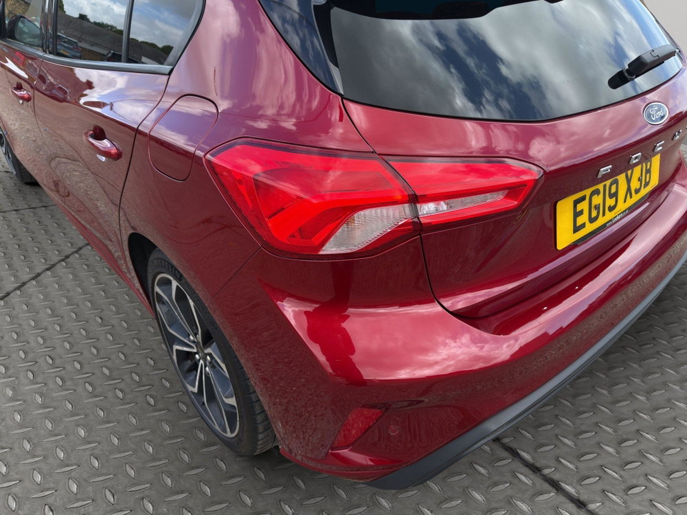 Ford Focus 1.5T EcoBoost ST-Line X Euro 6 (s/s) 5dr