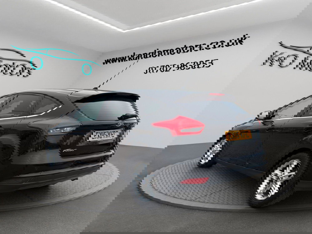 Ford Focus 1.6 Zetec Powershift Euro 6 5dr