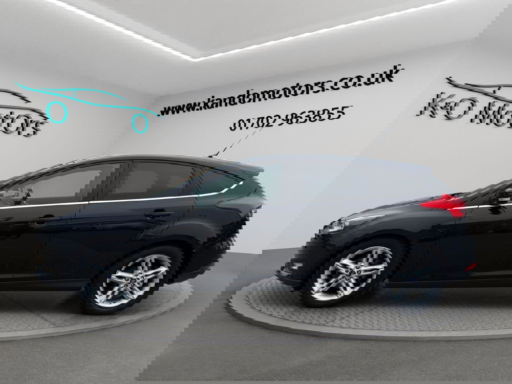 Ford Focus 1.6 Zetec Powershift Euro 6 5dr