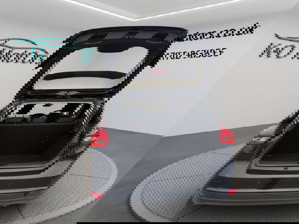 Ford Focus 1.6 Zetec Powershift Euro 6 5dr