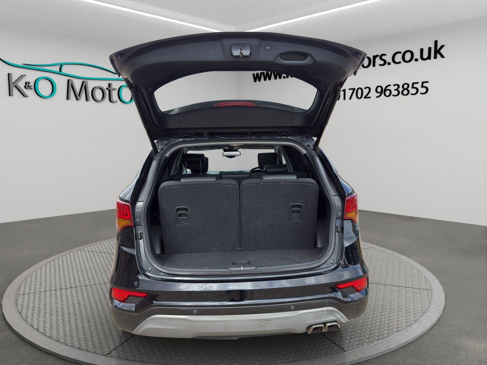 Hyundai Santa Fe 2.2 CRDi Blue Drive Endurance Edition Auto 4WD Euro 6 (s/s) 5dr (7 Seat)