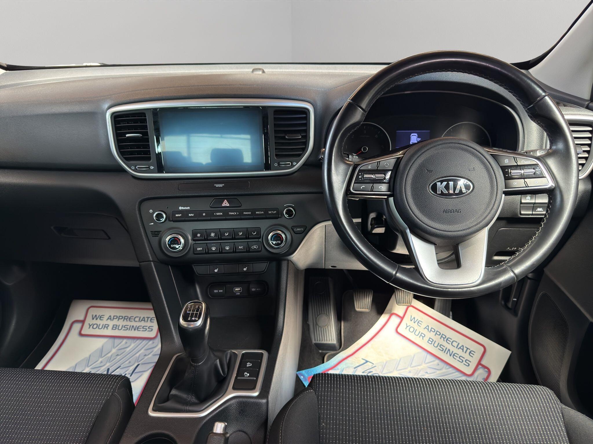 2021 Kia Sportage 1.6 CRDi MHEV 2 Euro 6 (s/s) 5dr, exterior view 2