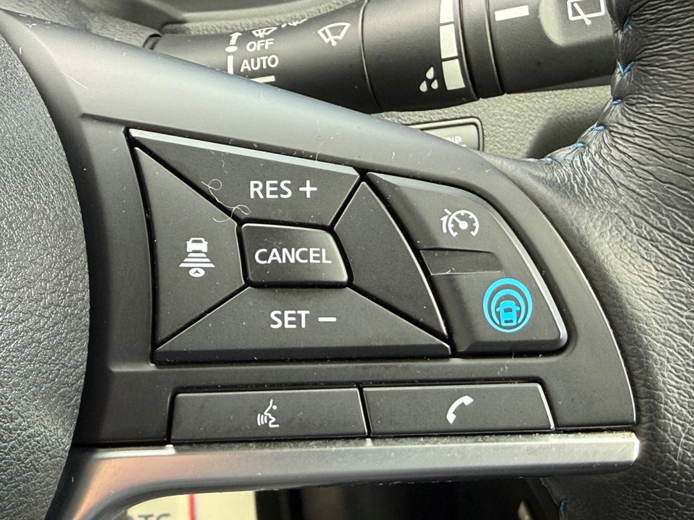 Nissan Leaf 40kWh Tekna Auto 5dr