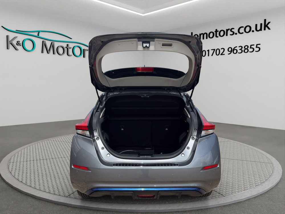Nissan Leaf 40kWh Tekna Auto 5dr