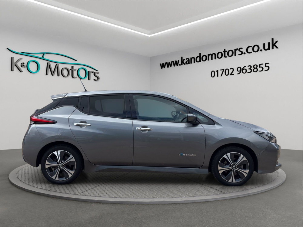 Nissan Leaf 40kWh Tekna Auto 5dr