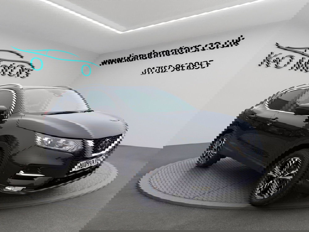 Nissan Qashqai 1.3 DIG-T N-Connecta Euro 6 (s/s) 5dr