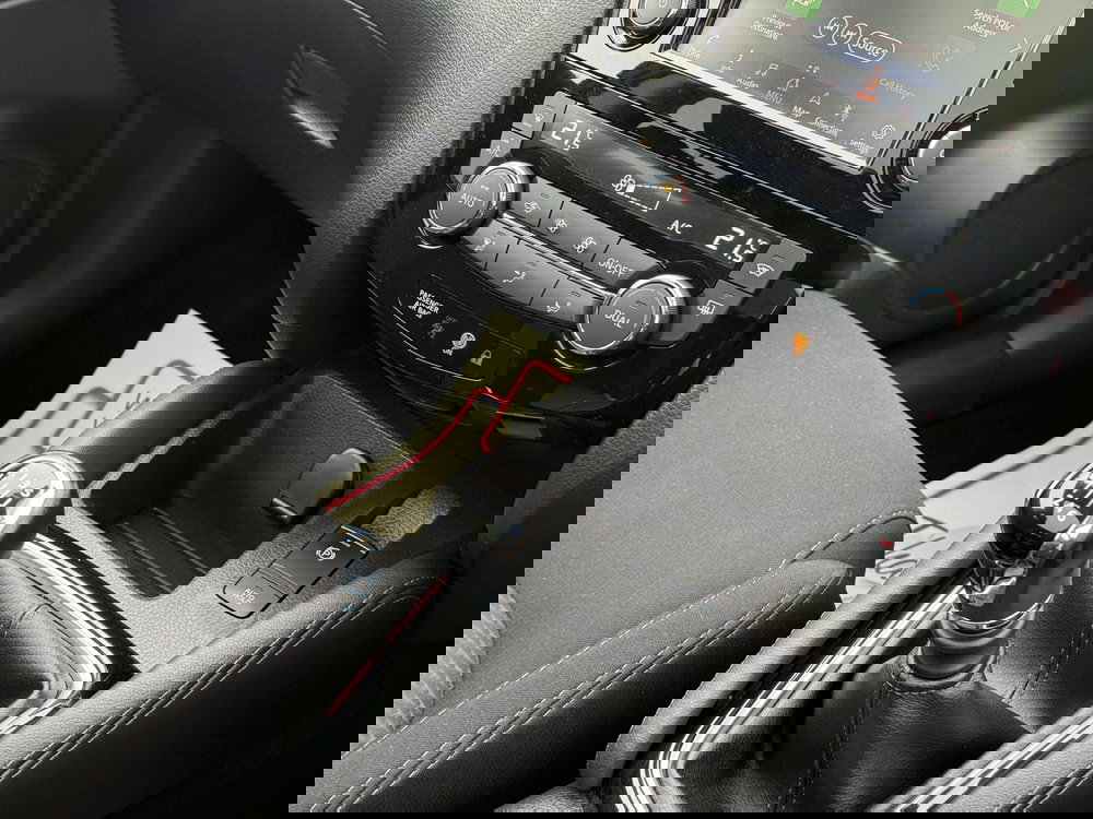 Nissan Qashqai 1.3 DIG-T N-Connecta Euro 6 (s/s) 5dr