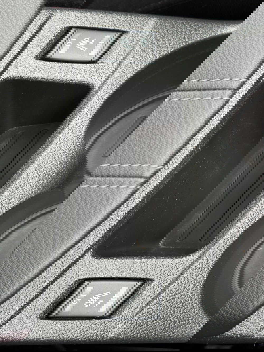 Nissan Qashqai 1.3 DIG-T N-Connecta Euro 6 (s/s) 5dr