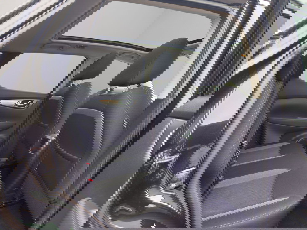 Nissan Qashqai 1.3 DIG-T N-Connecta Euro 6 (s/s) 5dr