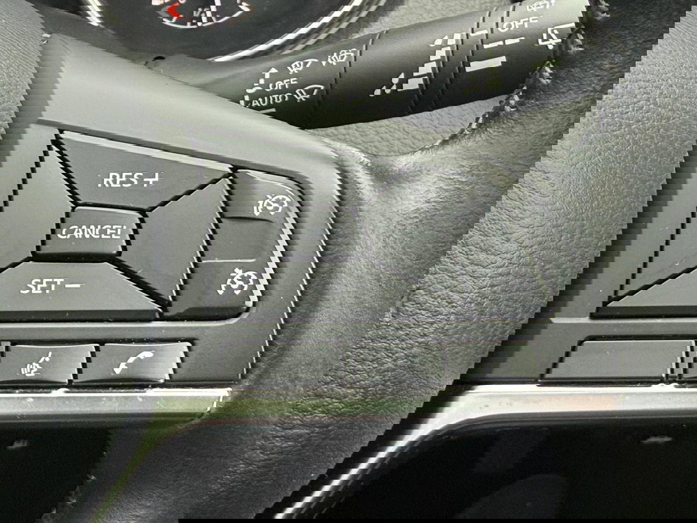 Nissan Qashqai 1.3 DIG-T N-Connecta Euro 6 (s/s) 5dr