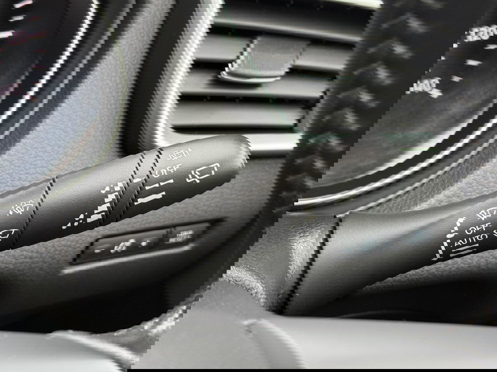 Nissan Qashqai 1.3 DIG-T N-Connecta Euro 6 (s/s) 5dr