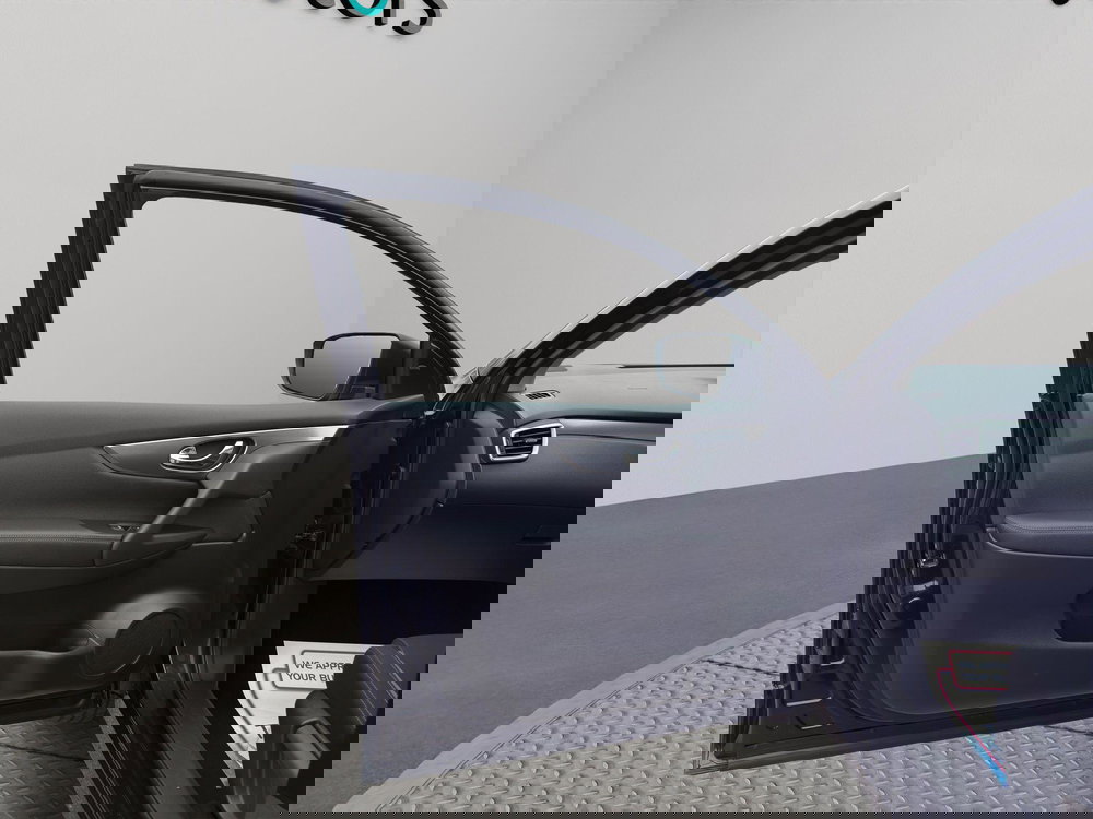 Nissan Qashqai 1.3 DIG-T N-Connecta Euro 6 (s/s) 5dr