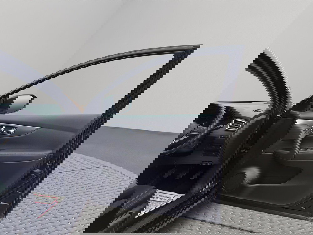 Nissan Qashqai 1.3 DIG-T N-Connecta Euro 6 (s/s) 5dr