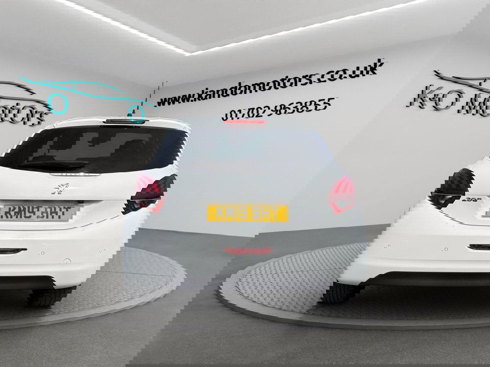 Peugeot 208 1.2 PureTech Tech Edition Euro 6 (s/s) 5dr