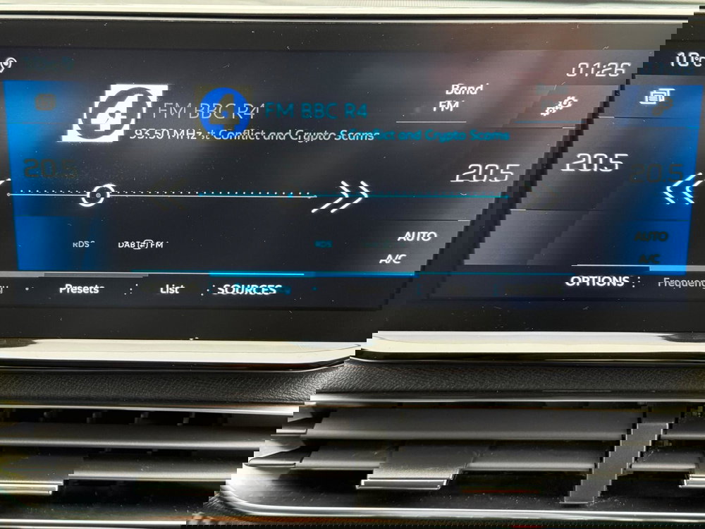 Peugeot 5008 1.2 PureTech Allure EAT Euro 6 (s/s) 5dr