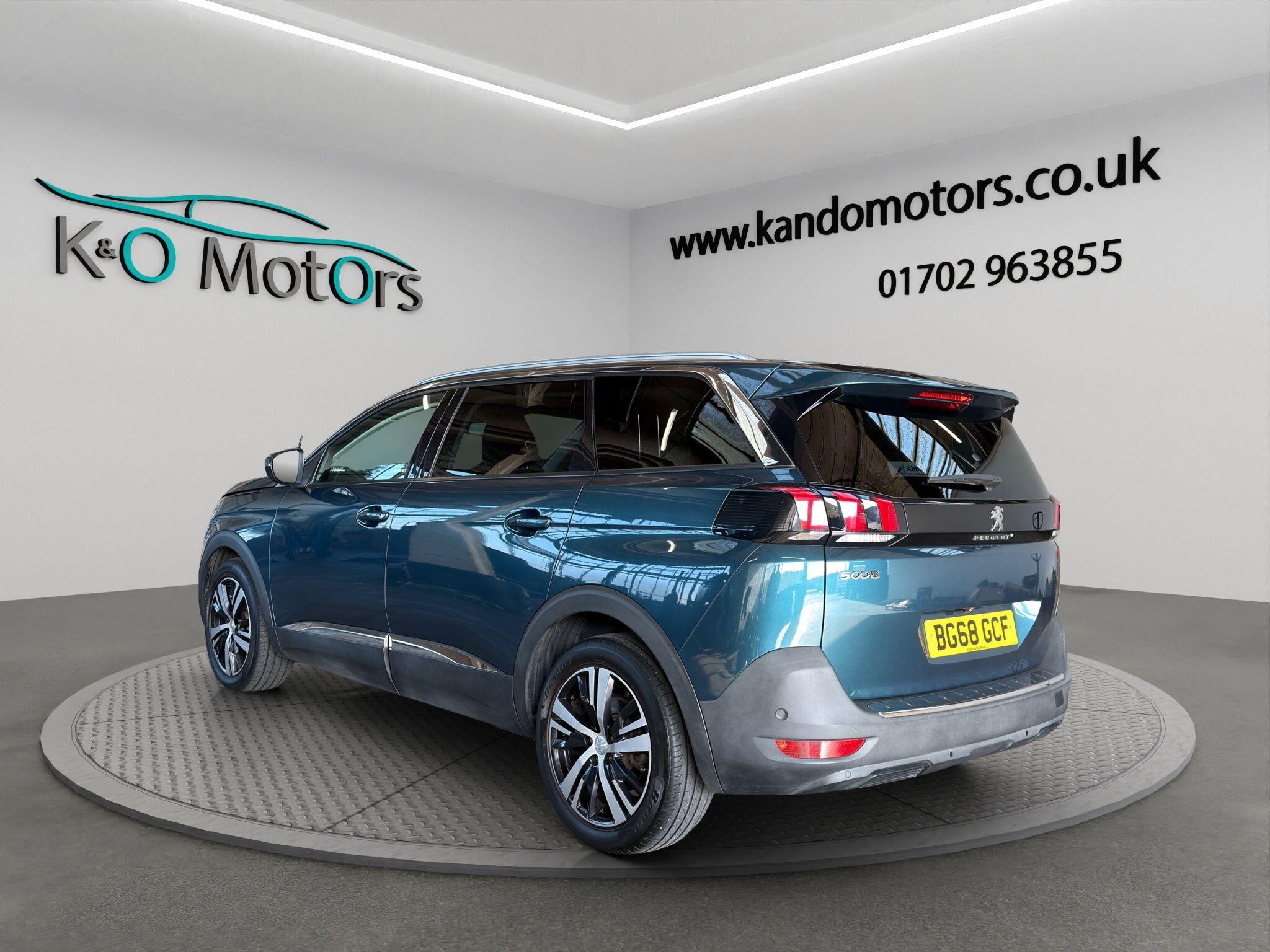 2018 Peugeot 5008 1.5 BlueHDi Allure Euro 6 (s/s) 5dr, exterior view 4