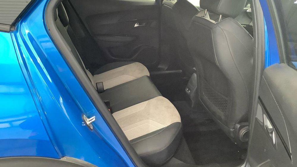 Peugeot E-2008 50kWh GT Premium Auto 5dr