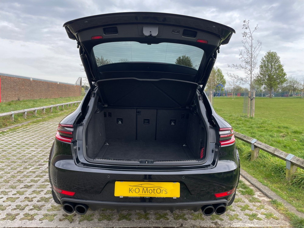 Porsche Macan 3.6T V6 Turbo PDK 4WD Euro 6 (s/s) 5dr