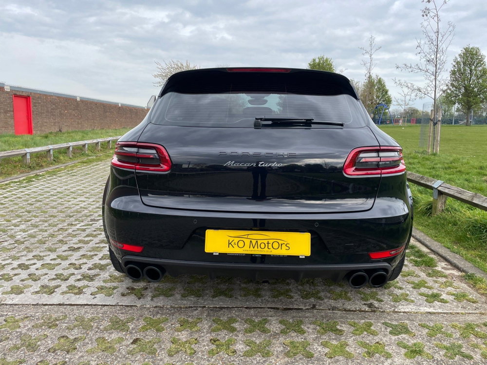 Porsche Macan 3.6T V6 Turbo PDK 4WD Euro 6 (s/s) 5dr
