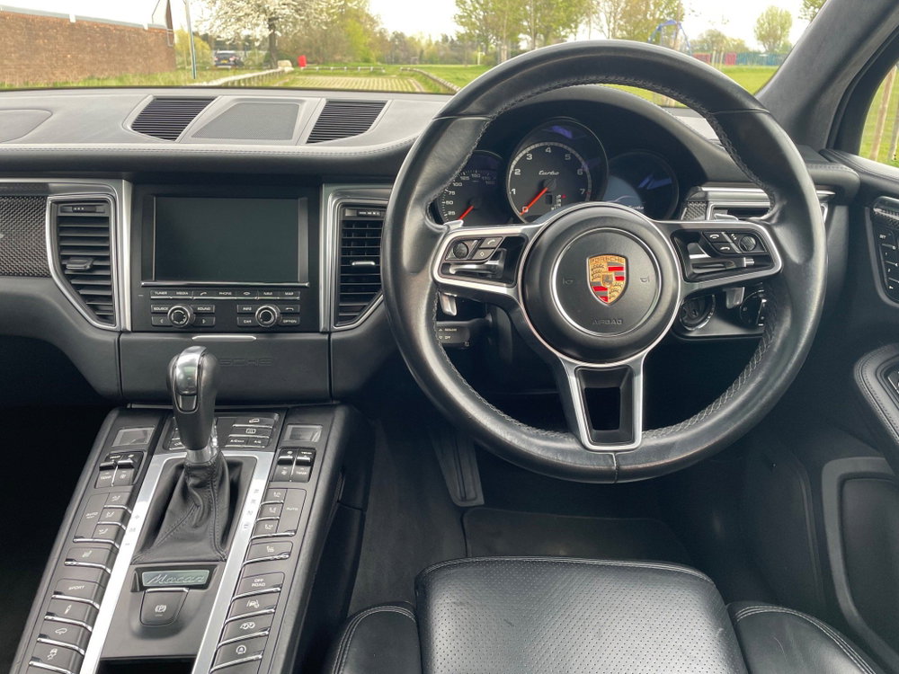 Porsche Macan 3.6T V6 Turbo PDK 4WD Euro 6 (s/s) 5dr