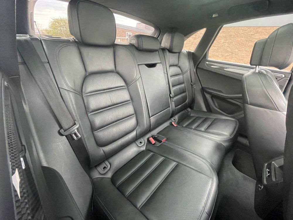 Porsche Macan 3.6T V6 Turbo PDK 4WD Euro 6 (s/s) 5dr