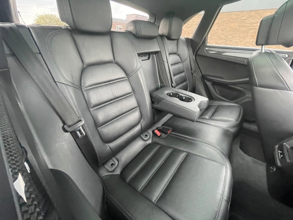 Porsche Macan 3.6T V6 Turbo PDK 4WD Euro 6 (s/s) 5dr