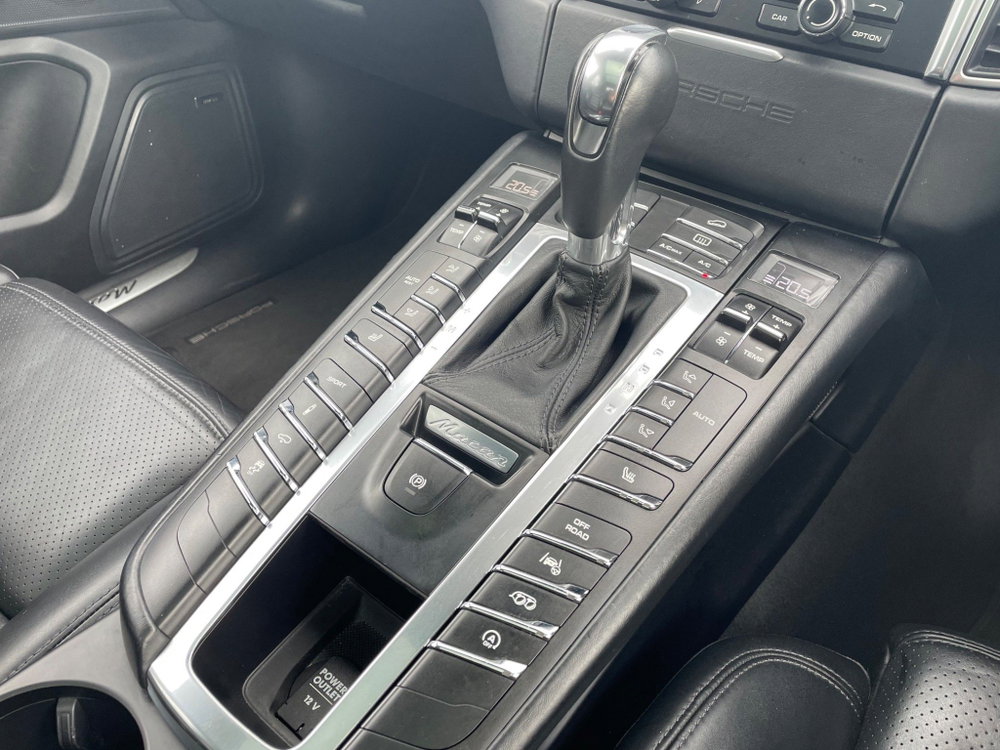 Porsche Macan 3.6T V6 Turbo PDK 4WD Euro 6 (s/s) 5dr