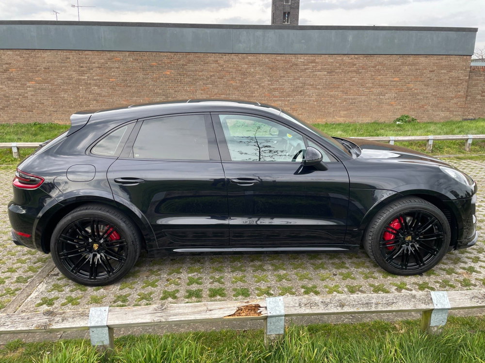 Porsche Macan 3.6T V6 Turbo PDK 4WD Euro 6 (s/s) 5dr