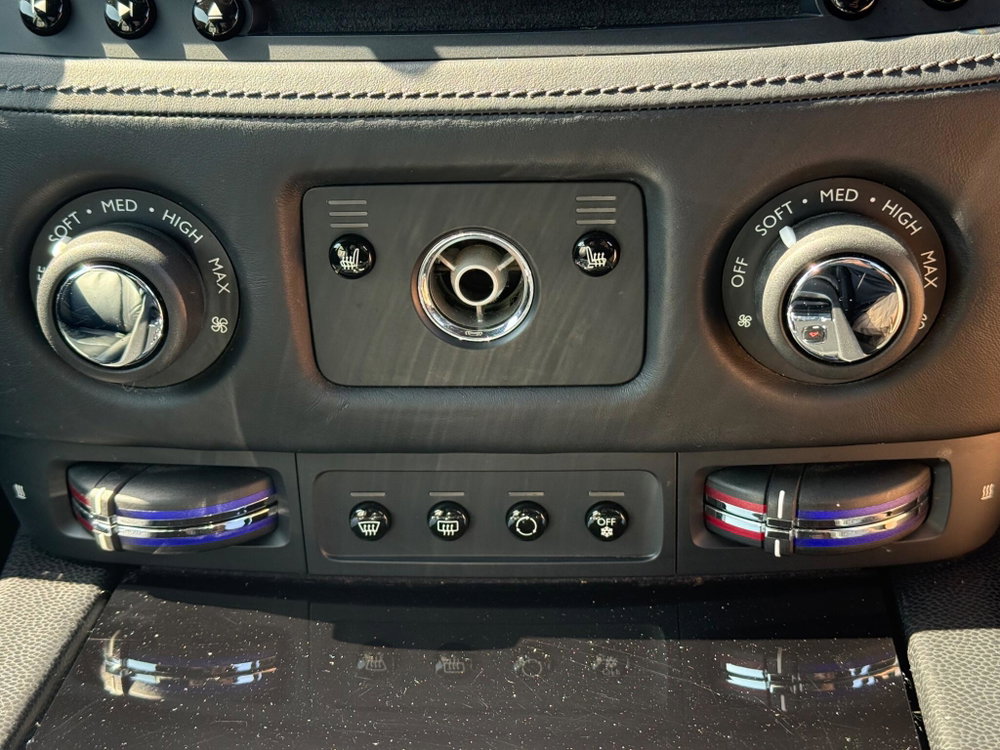 Rolls-Royce Wraith 6.6 V12 Auto Euro 6 2dr