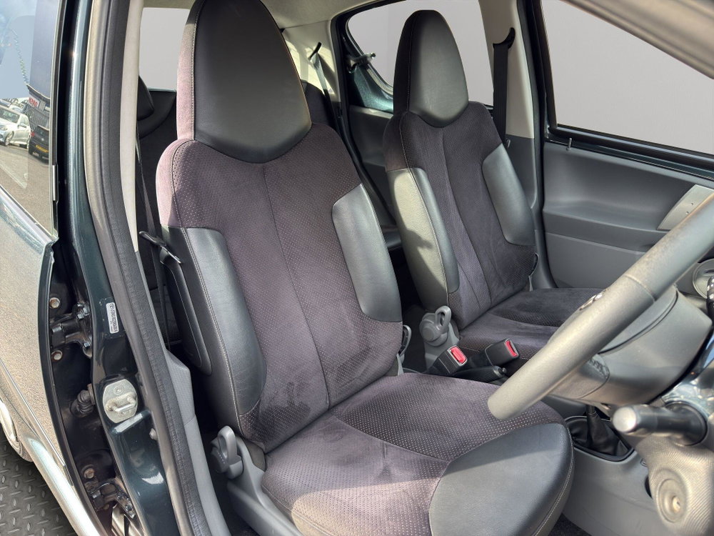 Toyota Aygo 1.0 VVT-i Ice Euro 5 5dr