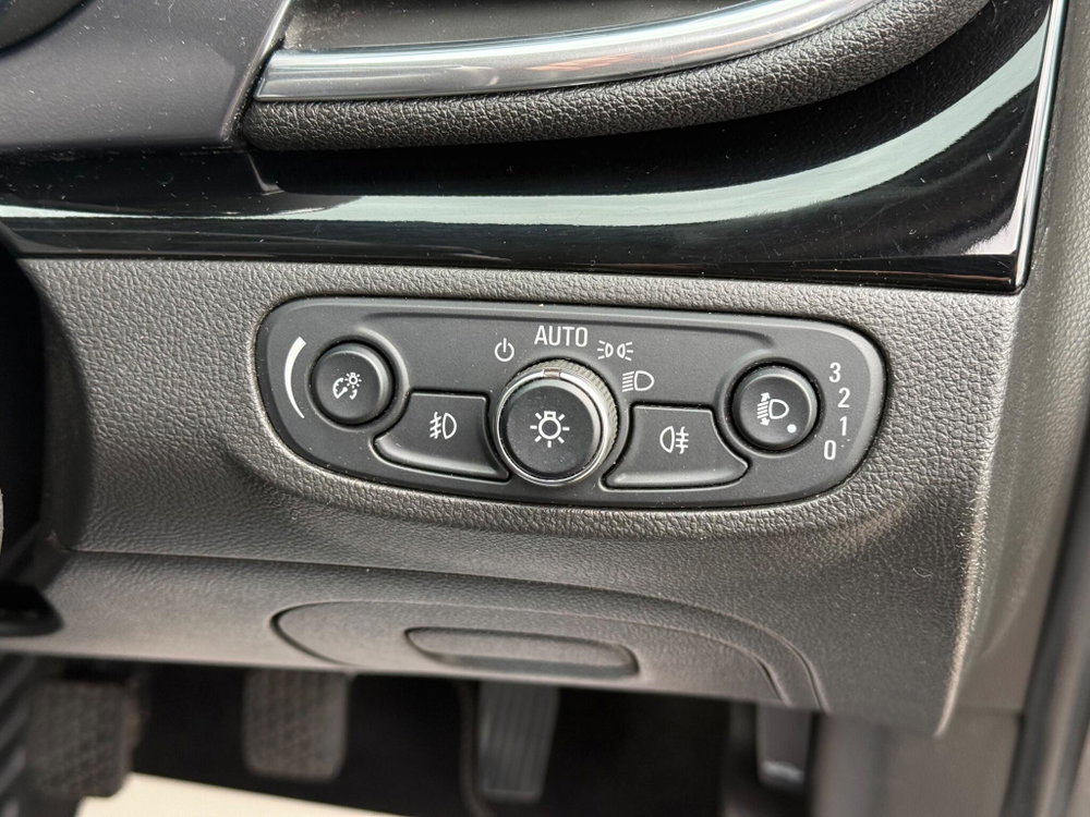 Vauxhall Mokka X 1.6i Active Euro 6 (s/s) 5dr