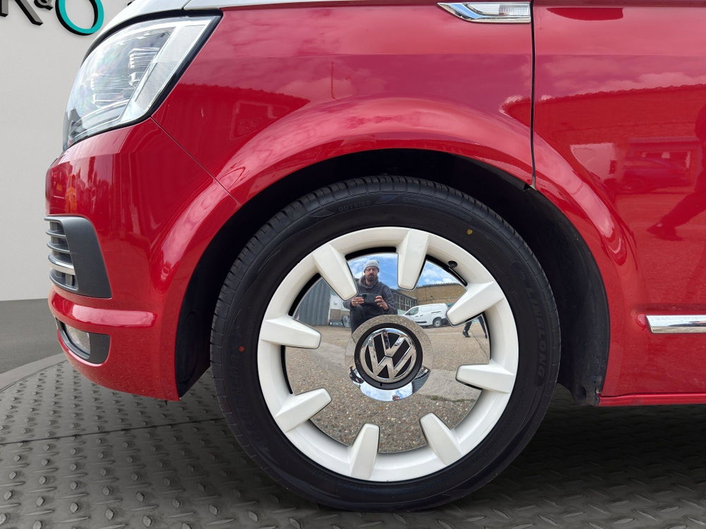 Volkswagen Caravelle 2.0 BiTDI BlueMotion Tech Generation Six DSG Euro 6 (s/s) 5dr