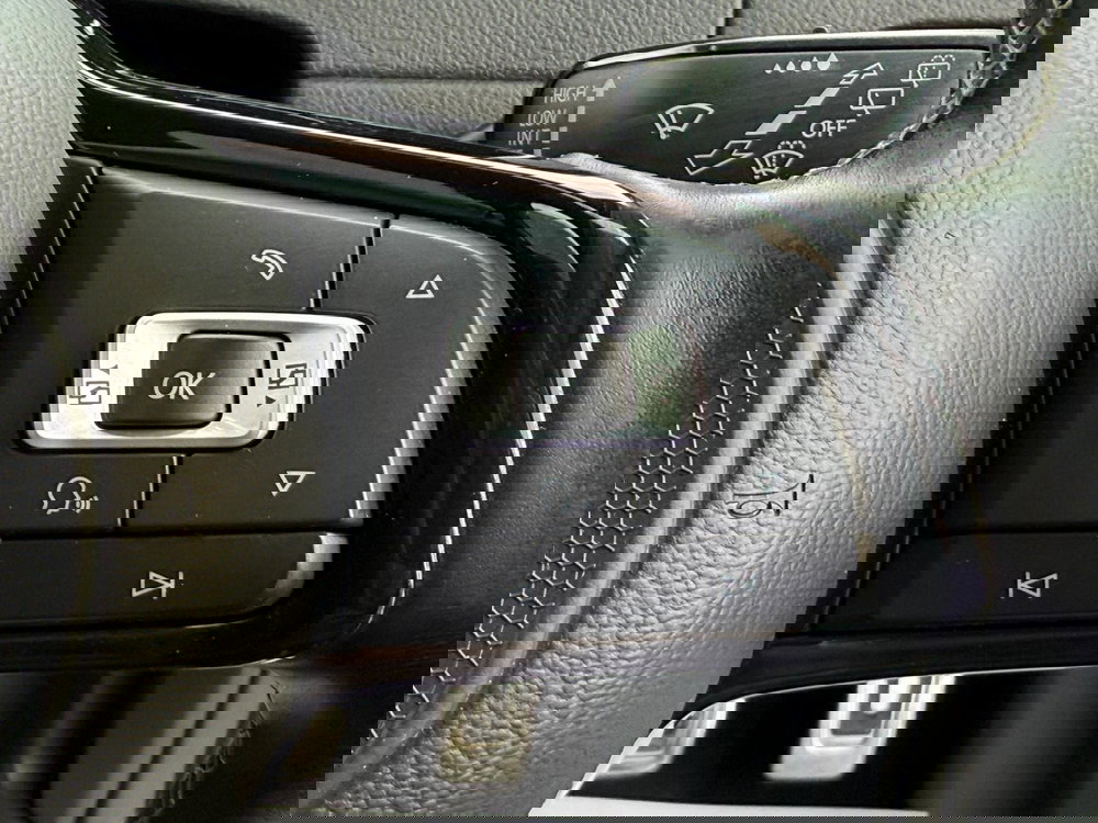 Volkswagen Golf 2.0 TSI BlueMotion Tech R 4Motion Euro 6 (s/s) 5dr