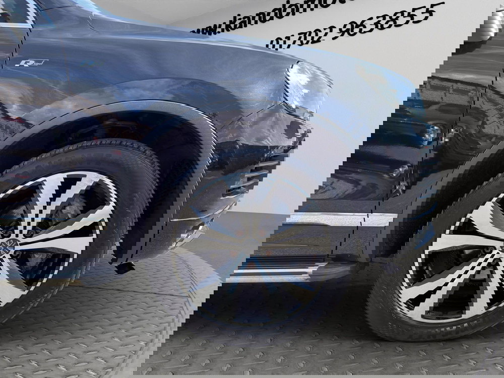 Volkswagen Touareg 3.0 TDI V6 BlueMotion Tech R-Line Tiptronic 4WD Euro 5 (s/s) 5dr