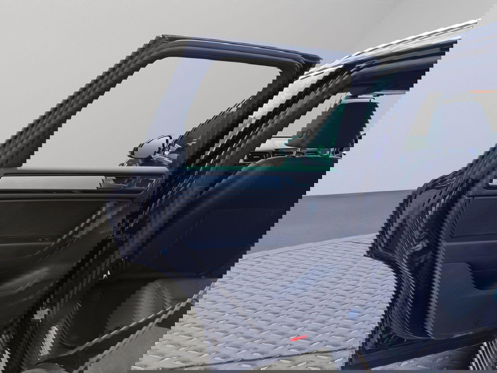 Volkswagen Touareg 3.0 TDI V6 BlueMotion Tech R-Line Tiptronic 4WD Euro 5 (s/s) 5dr