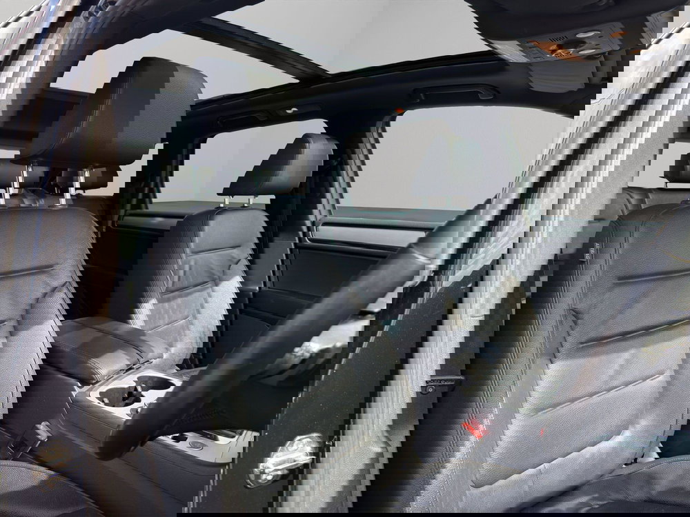 Volkswagen Touareg 3.0 TDI V6 BlueMotion Tech R-Line Tiptronic 4WD Euro 5 (s/s) 5dr