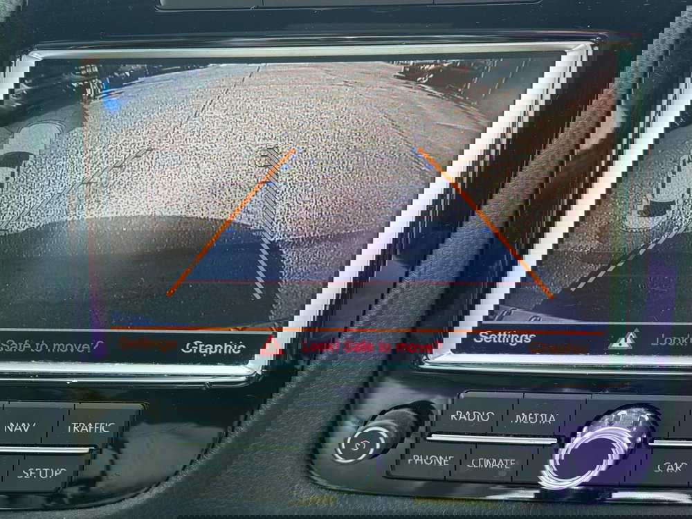 Volkswagen Touareg 3.0 TDI V6 BlueMotion Tech R-Line Tiptronic 4WD Euro 5 (s/s) 5dr